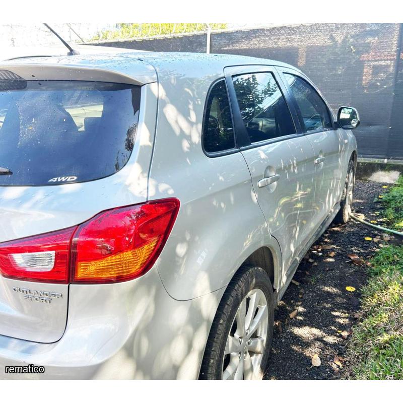 Mitsubishi Outlander ES, 2015 Item1