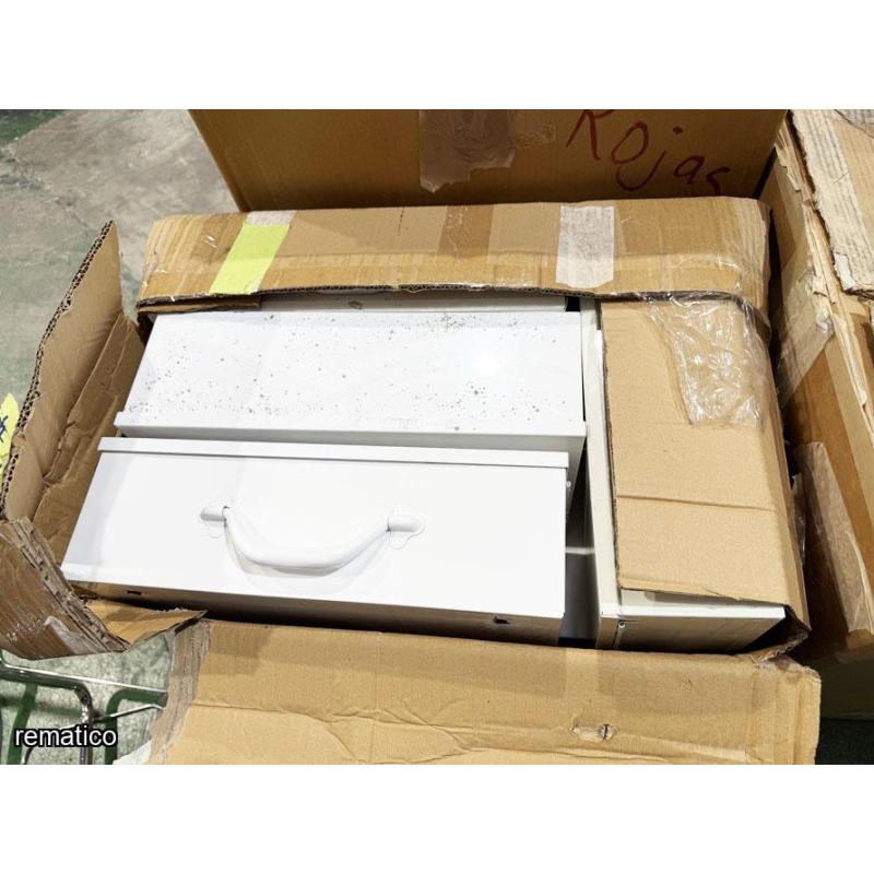 Lote de artículos médicos y varios Item106