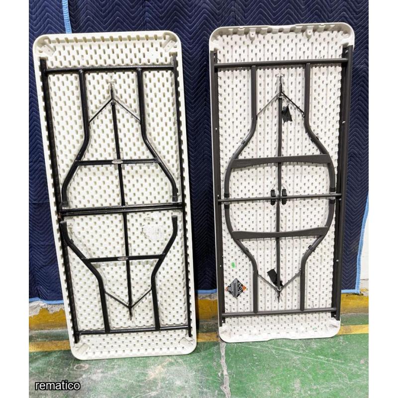 2 Mesas plegables y 2 sillas Item108