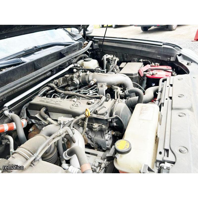 Toyota Land Cruiser Prado 2011, Item2