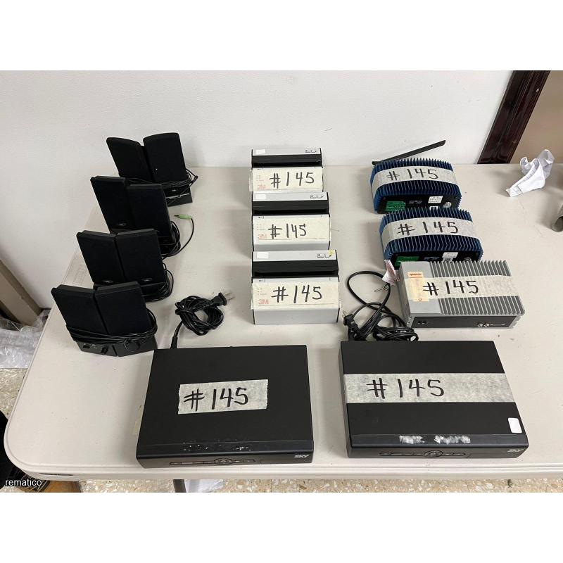 Lote de Monitores y varios Item145