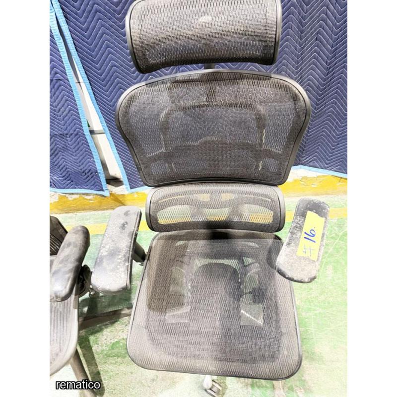 2 Silla giratoria, Item16