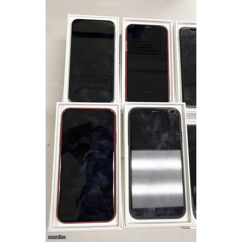 Lote de 10 IPHONE Item211