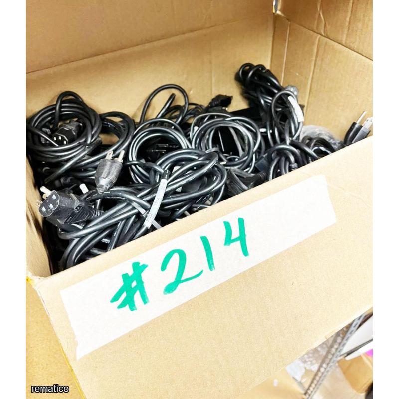Lote de Cómputo varios  Item214