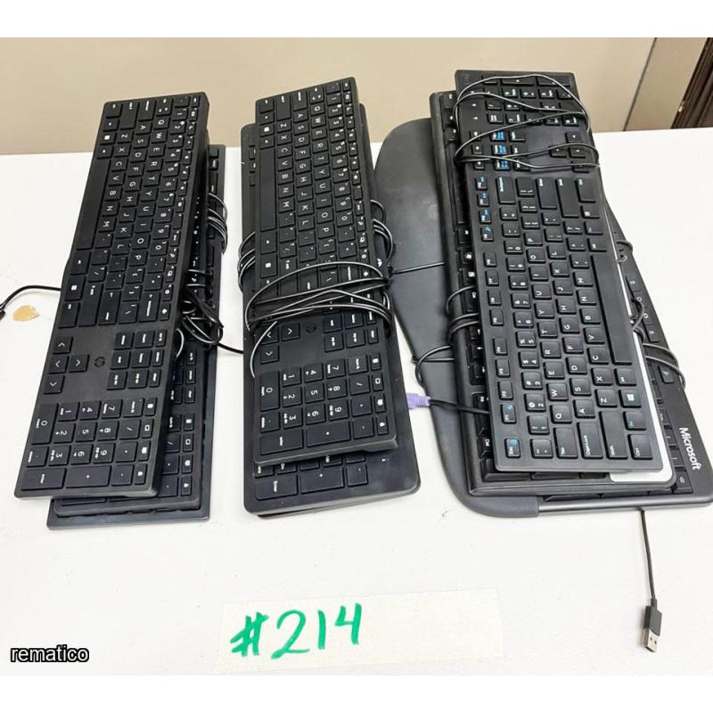 Lote de Cómputo varios  Item214