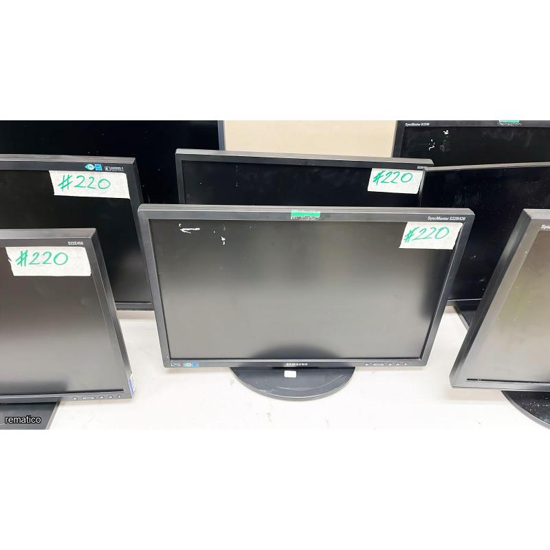 Lote de 9 Monitores Item220