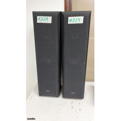 Lote de Parlantes y varios Item224