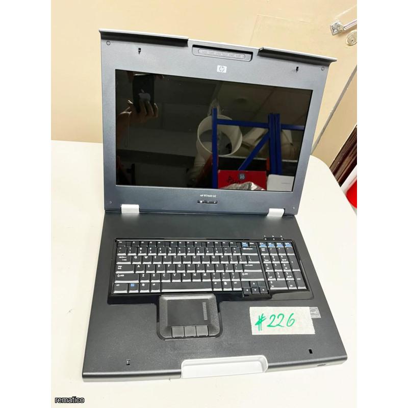 Lote de Computadoras y Monitores Item226