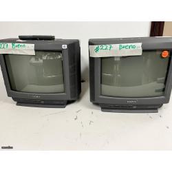 Lote de Pantallas y Monitores Item227