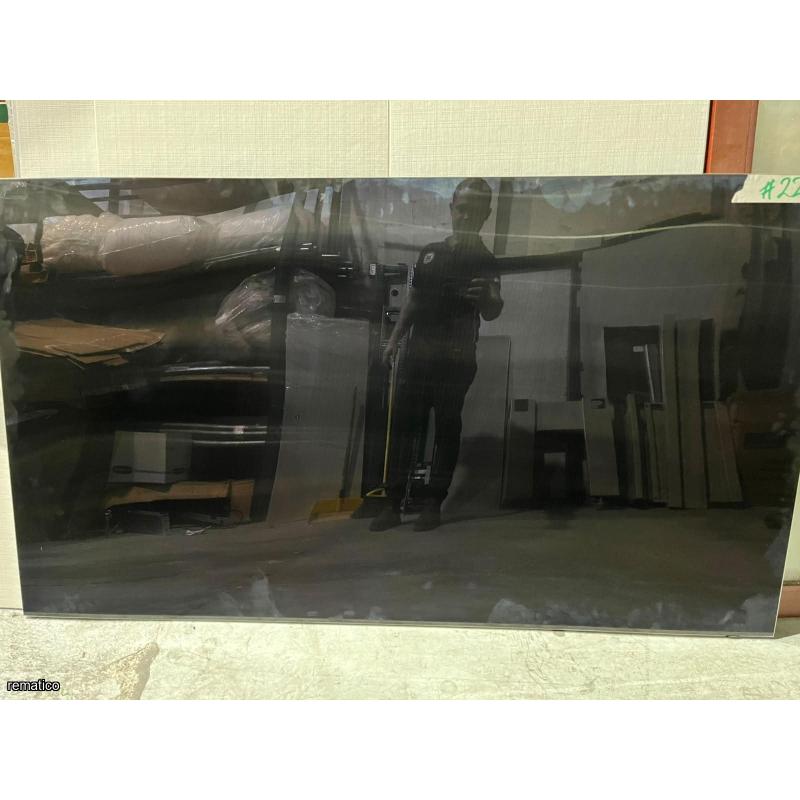 Lote de Pantallas y Monitores Item227