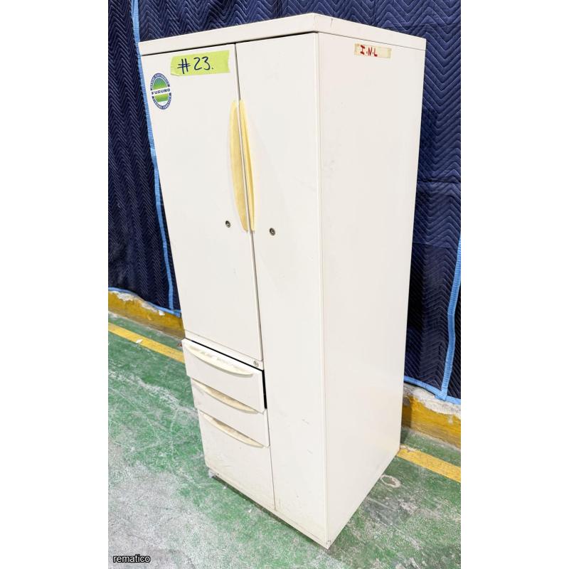 Gabinete metálico, locker Item23