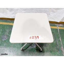 Mesita de oficina Item239