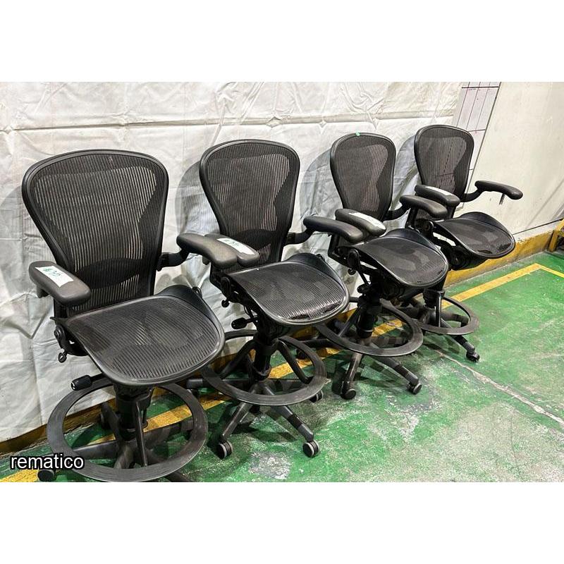 4 Sillas giratorias, Herman Miller Item35