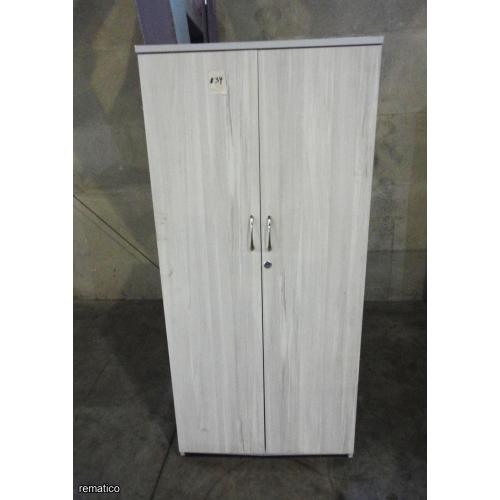 Gabinete de madera, 5 gavetas Item39