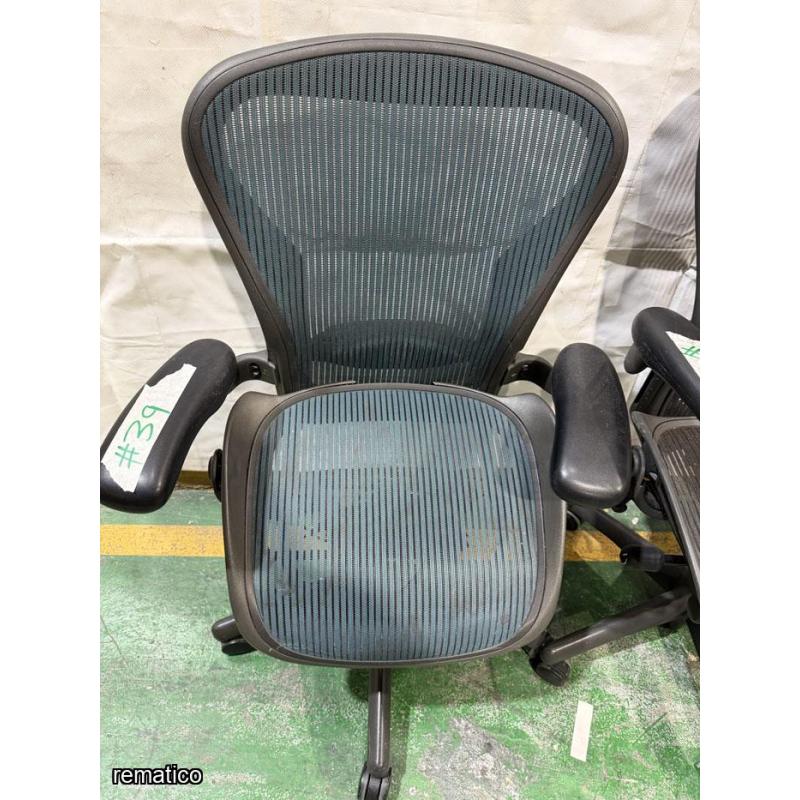 3 Sillas giratorias, Herman Miller Item39