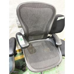 3 Sillas giratorias, Herman Miller Item39