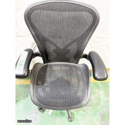 Silla giratoria, Herman Miller Item40