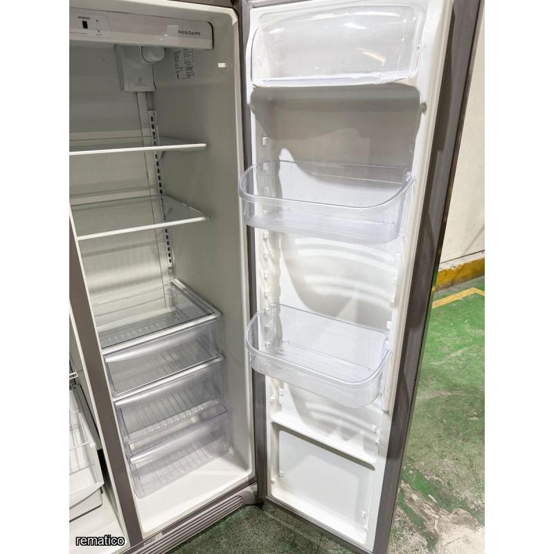 Refrigeradora, FRIGIDAIRE Item48