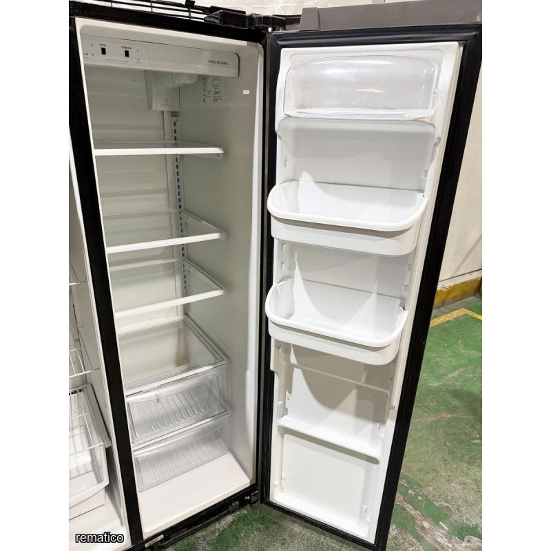 Refrigeradora, FRIGIDAIRE Item49