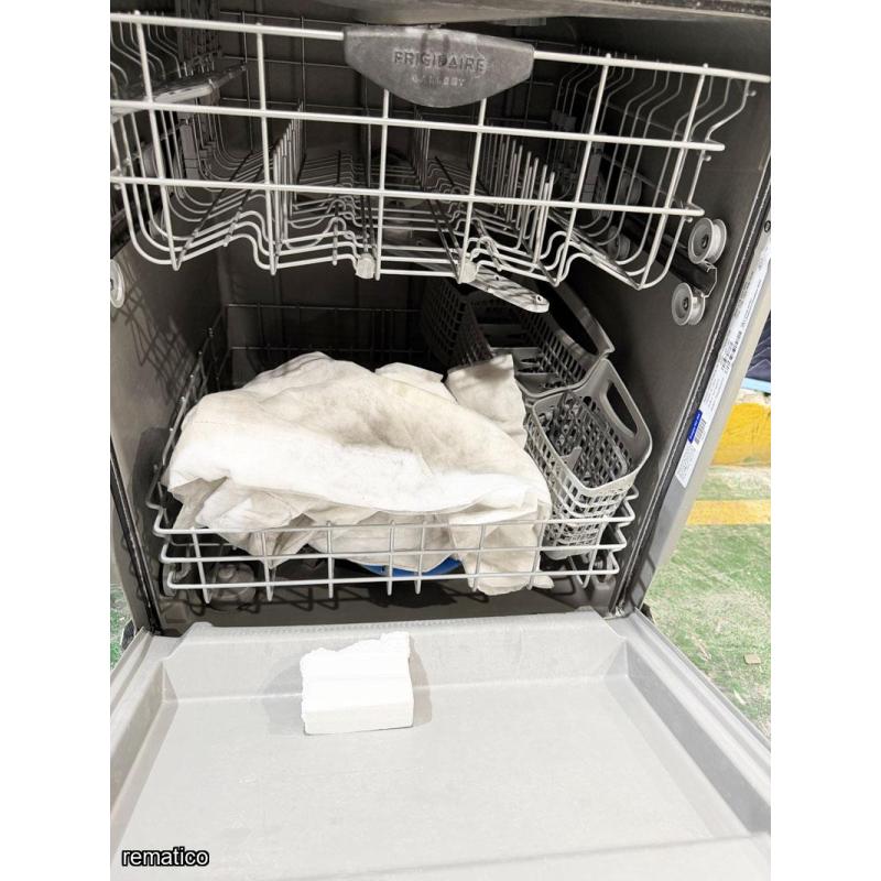 Lavaplatos, FRIGIDAIRE Item53