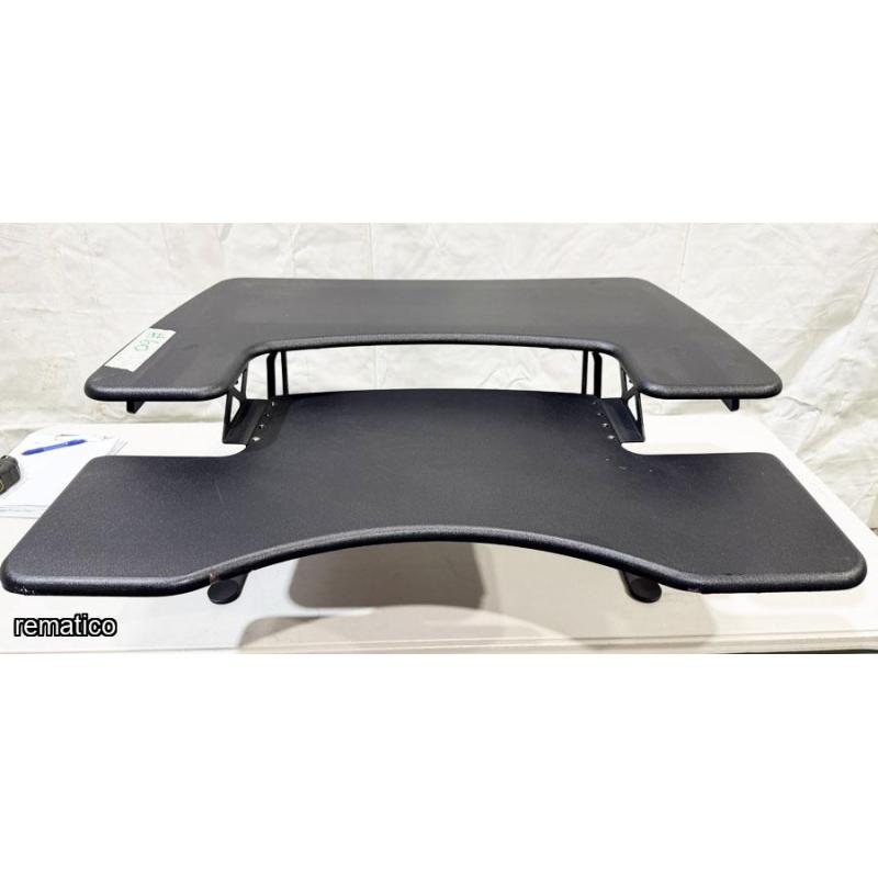 Standing desk Item60