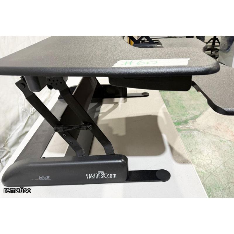 Standing desk Item60