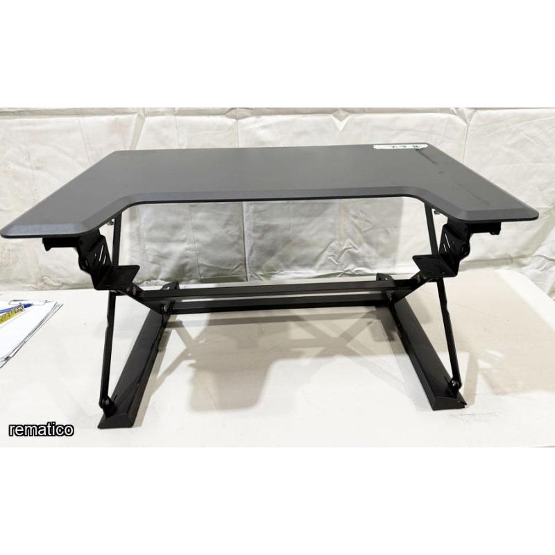 Standing desk Item62