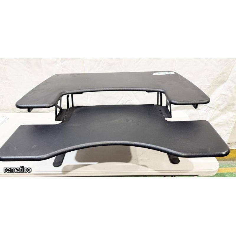 Standing desk Item63