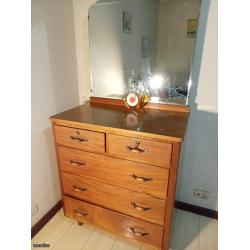 Mueble en CEDRO