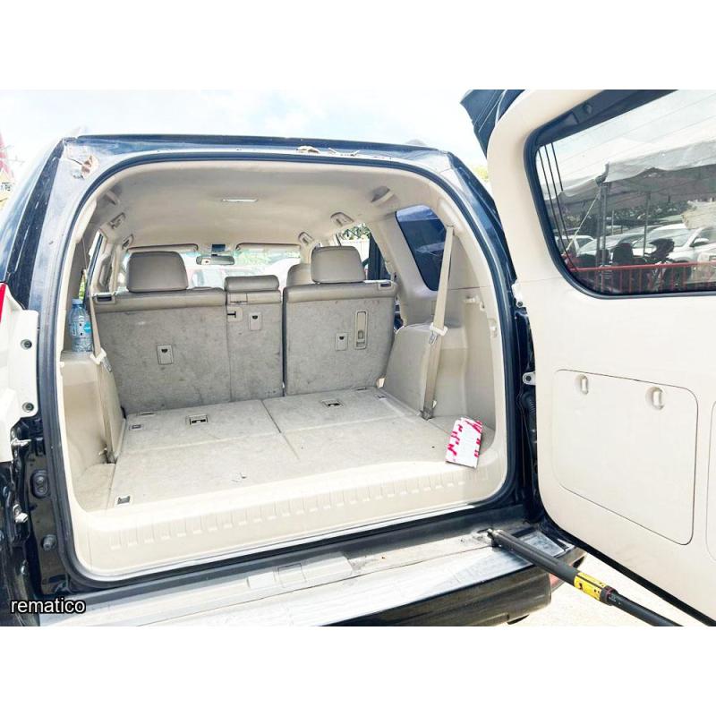 Toyota Land Cruiser Prado 2011, Item2