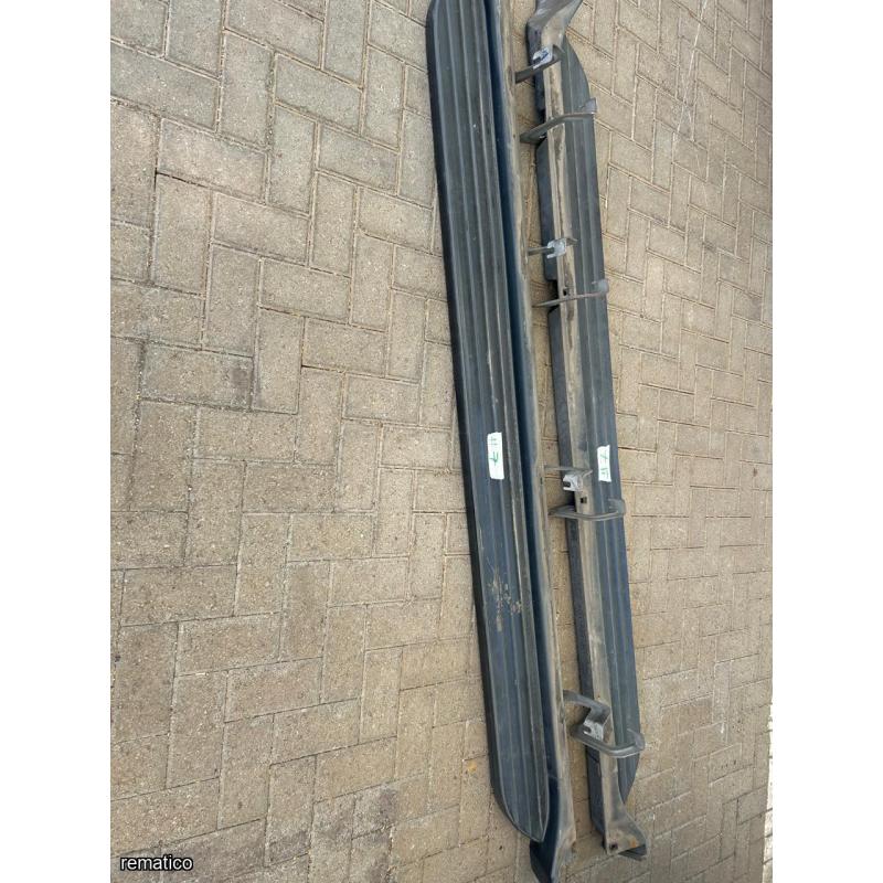 2 Llantas y repuestos Suburban Item7