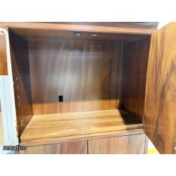 Gabinete de madera, URGELLES,  Item85
