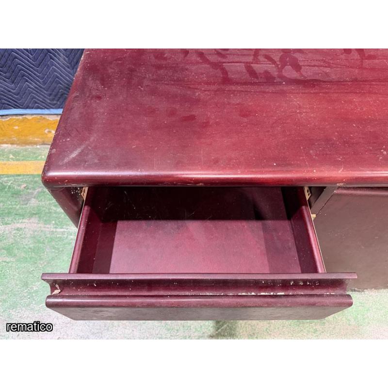 Gabinete de madera prensada, Item91