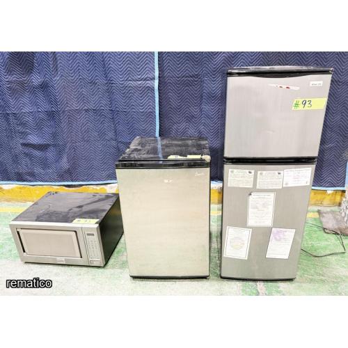 2 Refrigeradoras y 1 Horno Item93