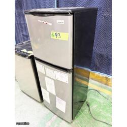 2 Refrigeradoras y 1 Horno Item93