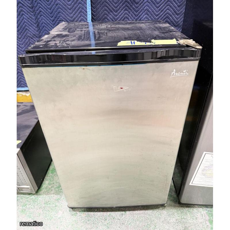 2 Refrigeradoras y 1 Horno Item93