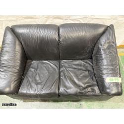 Loveseat Item94