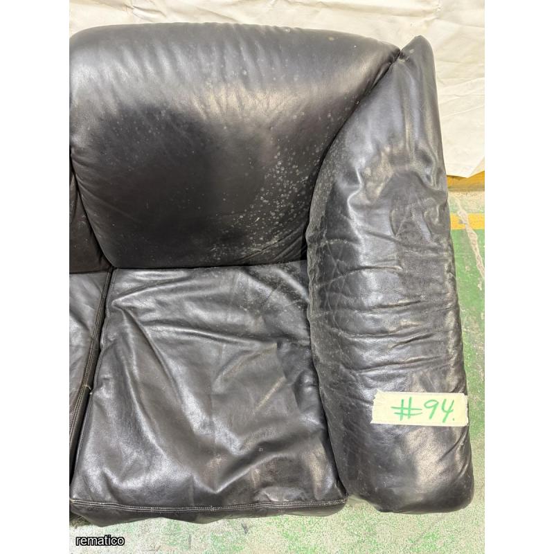 Loveseat Item94