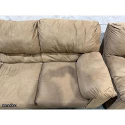Sofá y Loveseat Item95