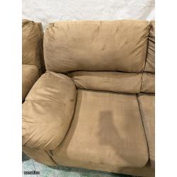 Sofá y Loveseat Item95