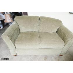 Loveseat ItemCM2
