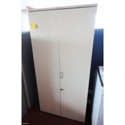 Gabinete metálico Item EB142