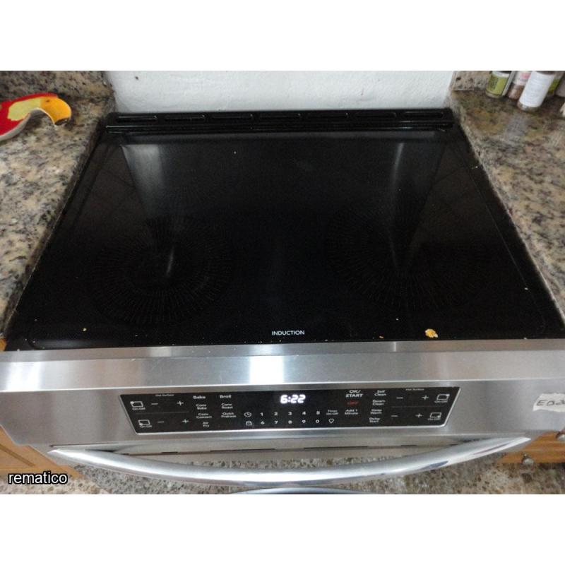 Cocina Frigidaire a Inducción ItemEB26