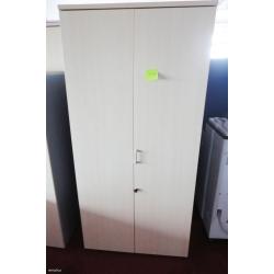 Gabinete metálico Item EB373