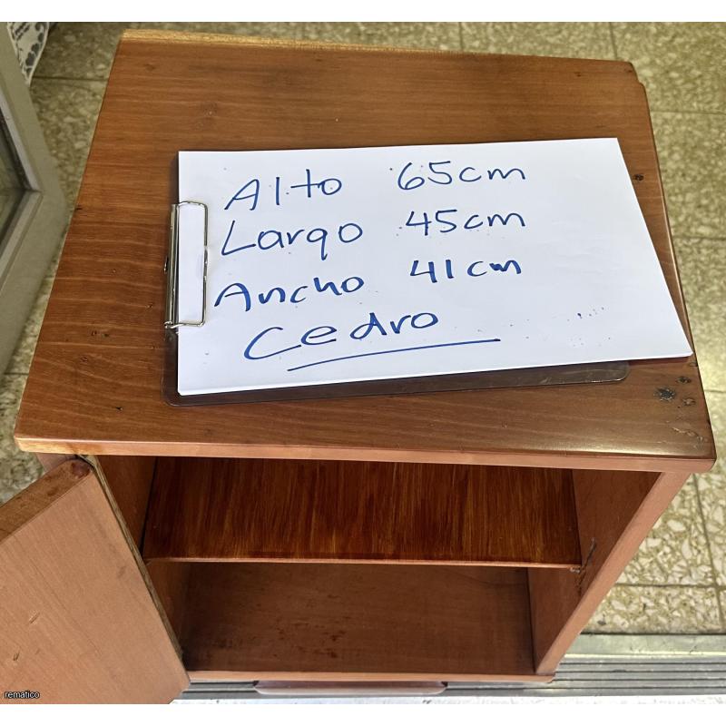 Mueblé en CEDRO