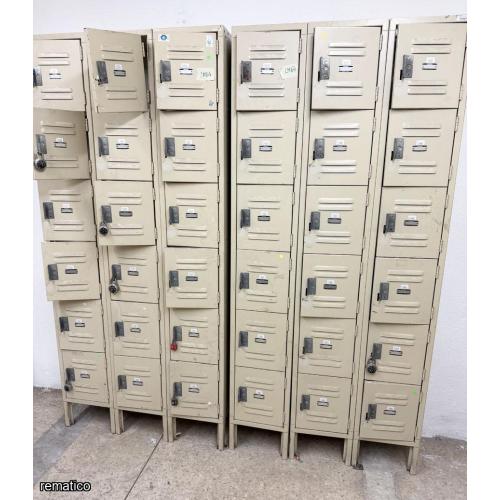 2 Lockers ItemLM64