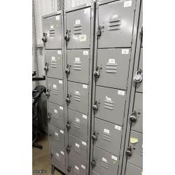 2 Lockers ItemLM67