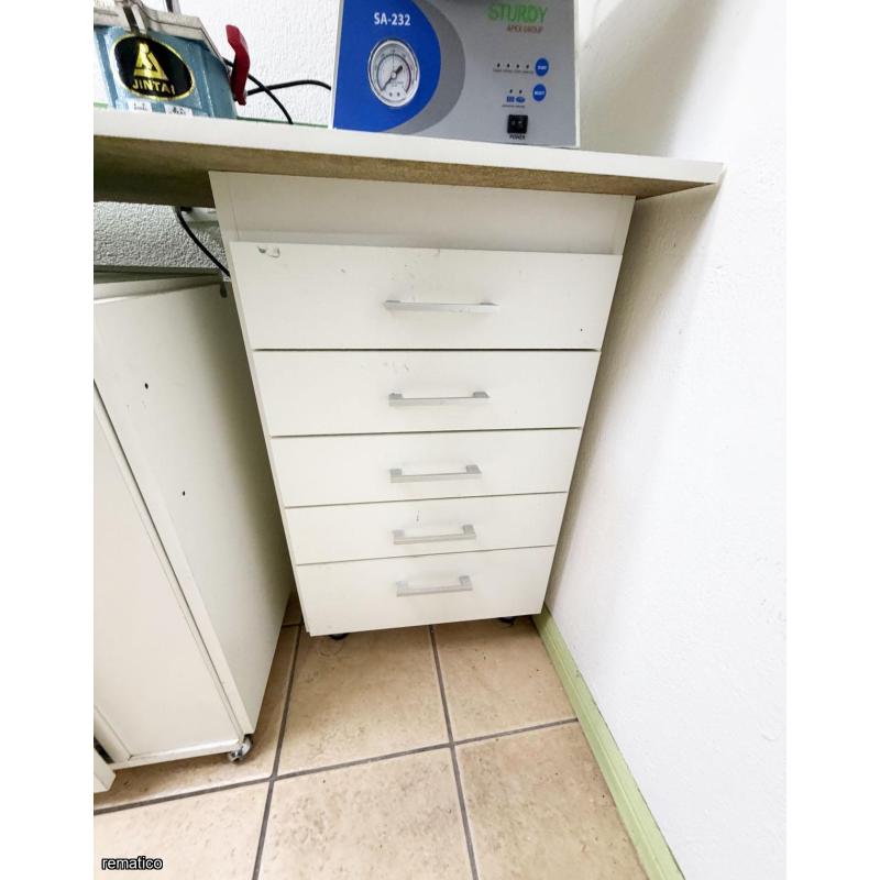 Mueble blanco grande ItemLS6