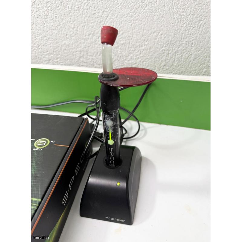 Lámpara de Fotocurado ItemLS8