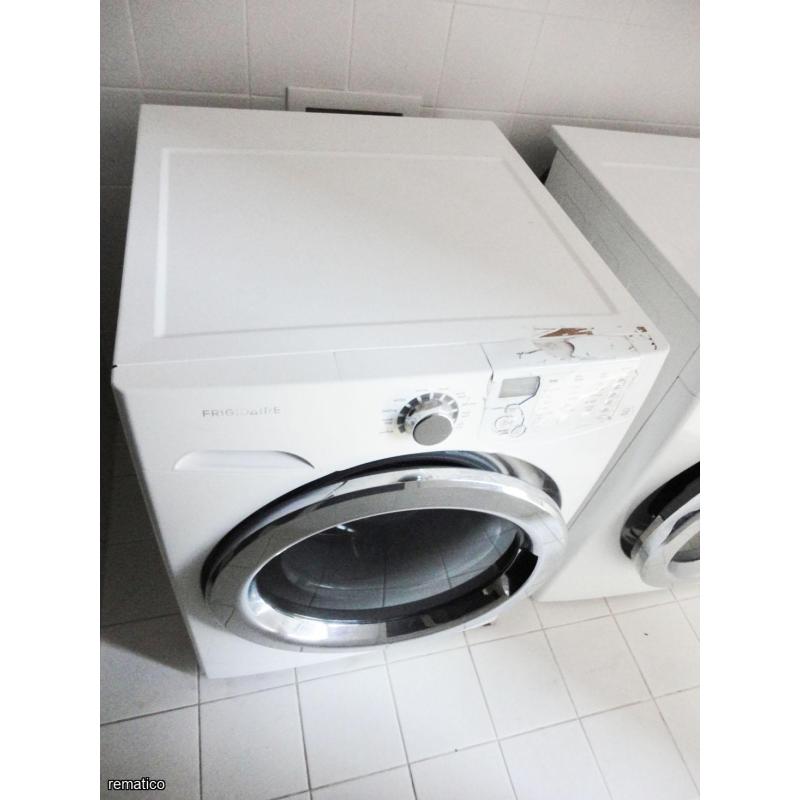 Lavadora y Secadora de ropa FRIGIDAIRE ItemNM24